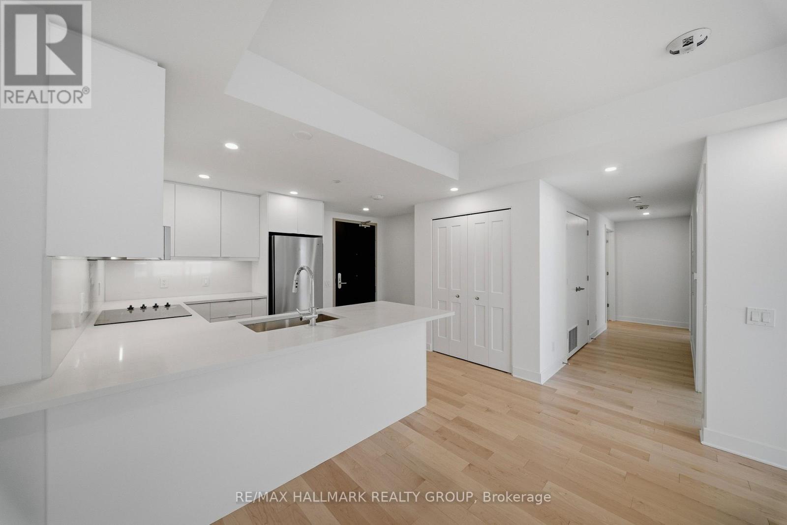 1703 - 180 George Street, Ottawa, Ontario  K1N 0G8 - Photo 12 - X12985208