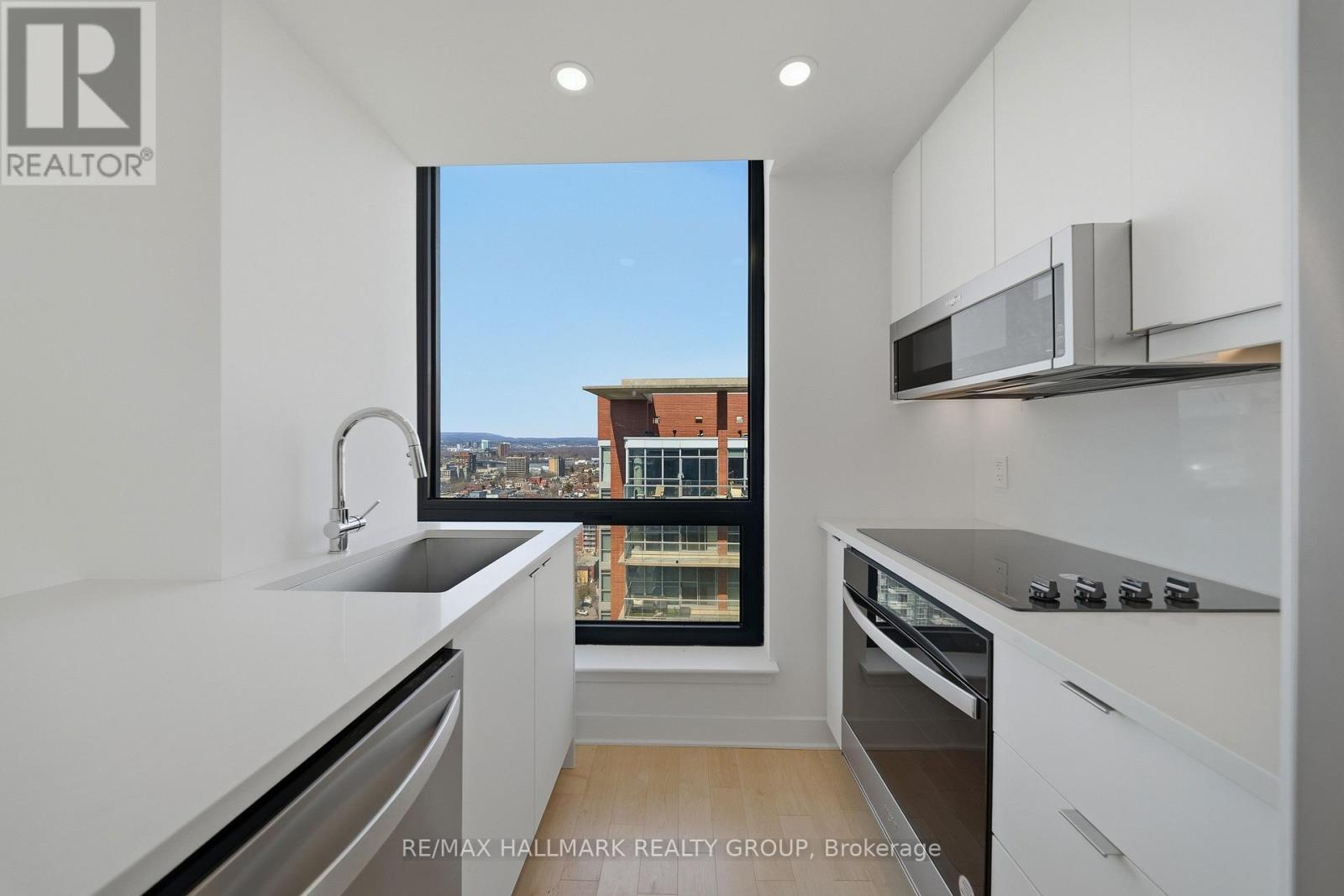 2202 - 180 George Street, Ottawa, Ontario  K1N 0G8 - Photo 13 - X12985214