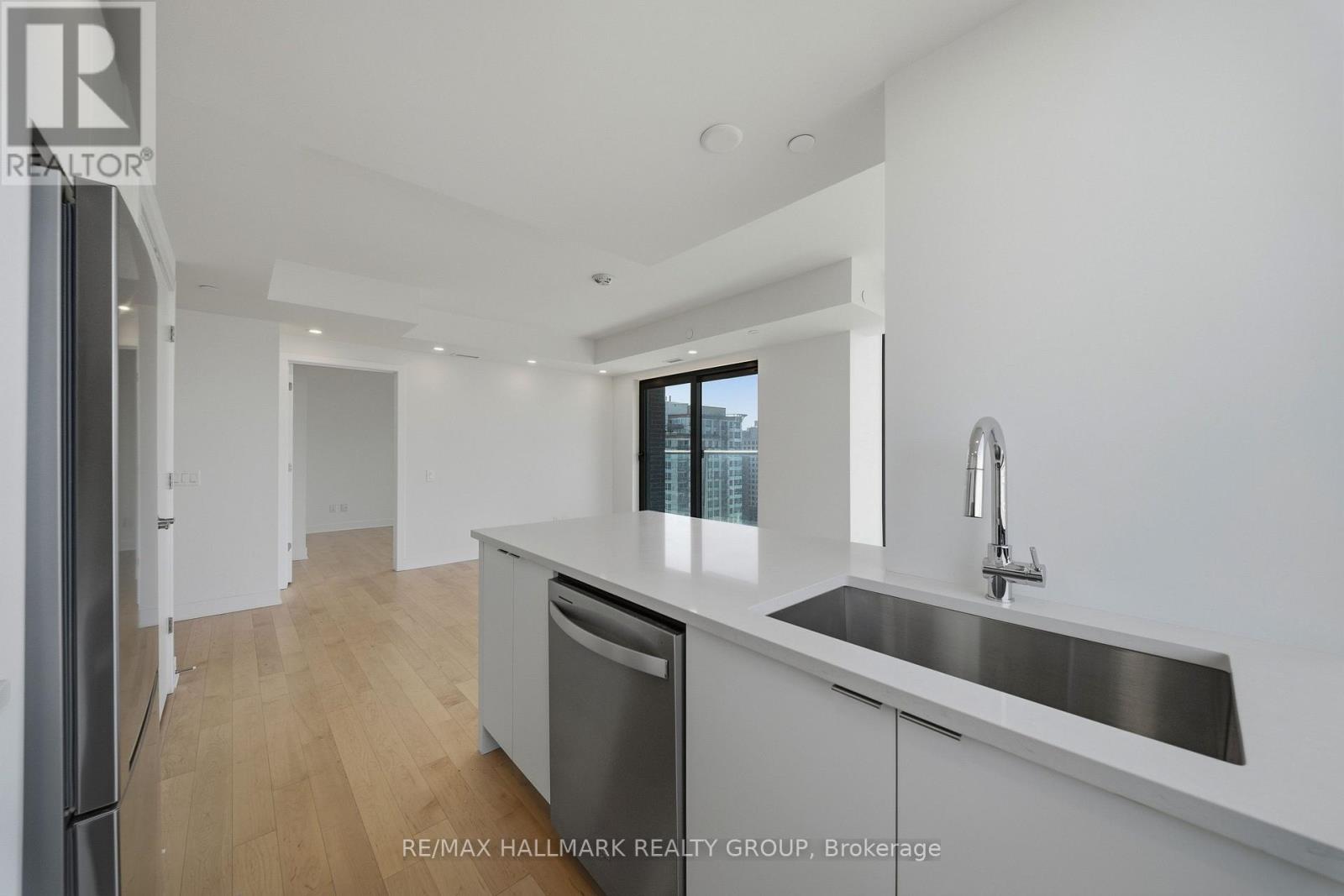 2202 - 180 George Street, Ottawa, Ontario  K1N 0G8 - Photo 14 - X12985214