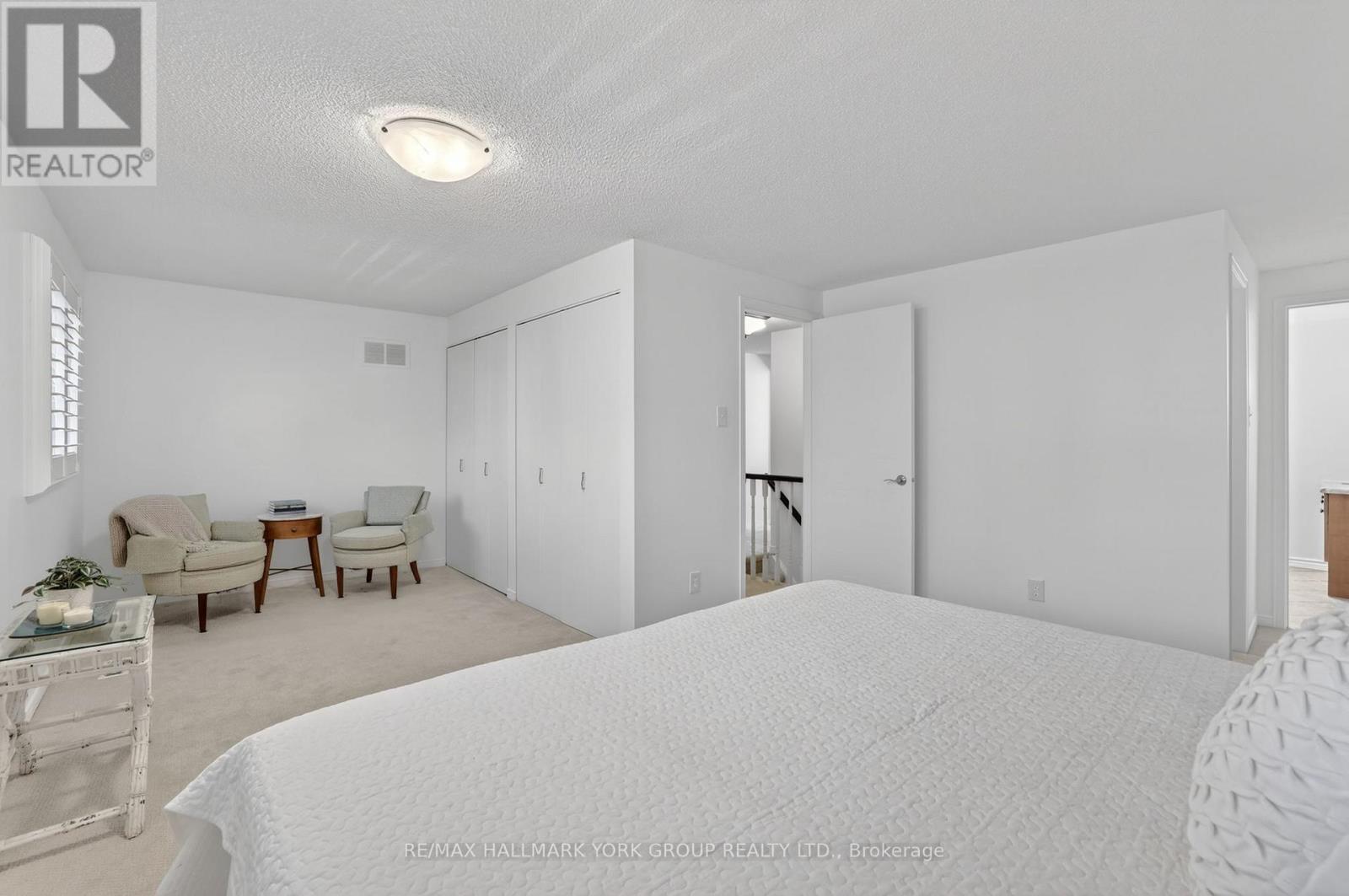 26 Mendys Forest, Aurora, Ontario  L4G 5A4 - Photo 25 - N12981156