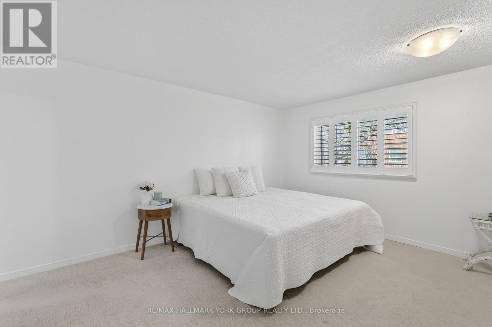 26 Mendys Forest, Aurora, Ontario  L4G 5A4 - Photo 23 - N12981156