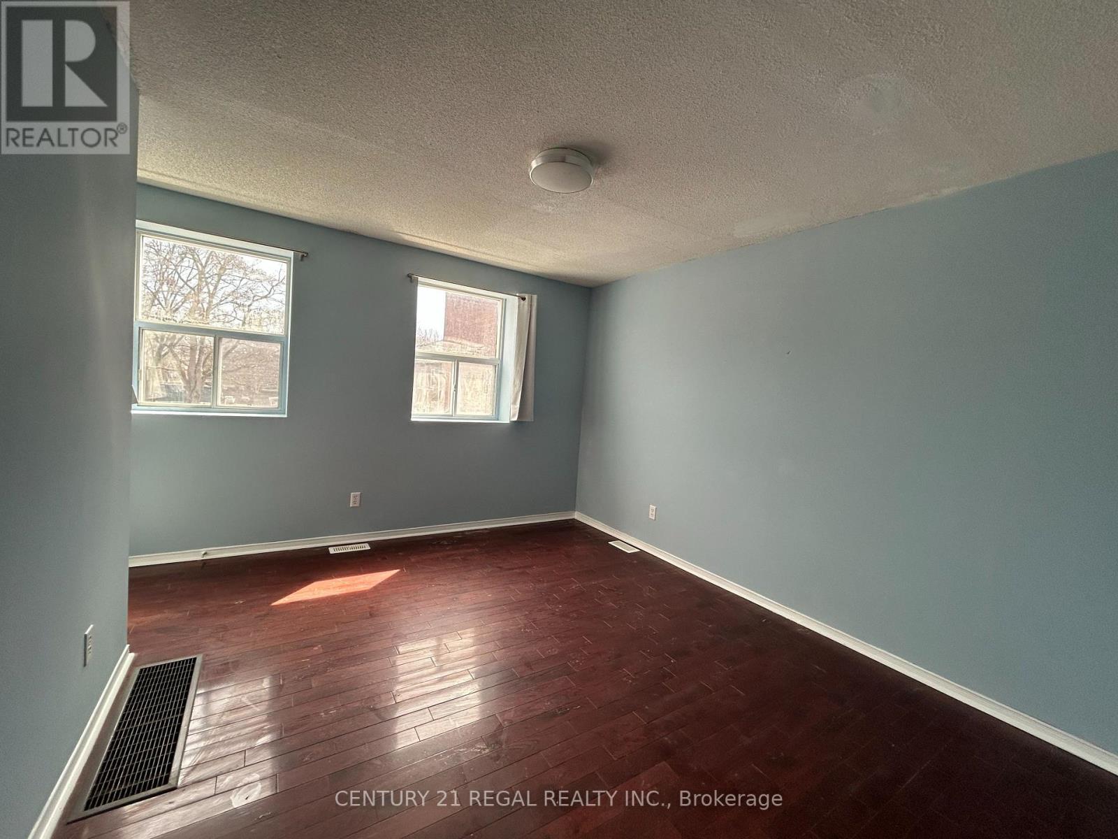 #2 - 1289 Queen Street W, Toronto, Ontario  M6K 1L6 - Photo 11 - W12979736