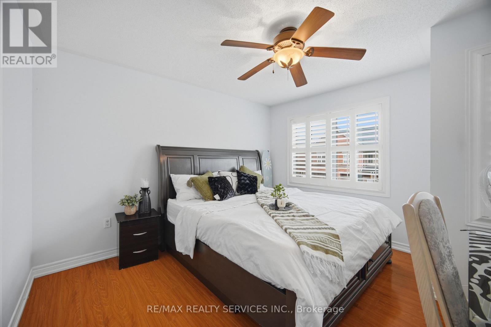 30 Peach Drive W, Brampton, Ontario  L6R 0W5 - Photo 32 - W12984232