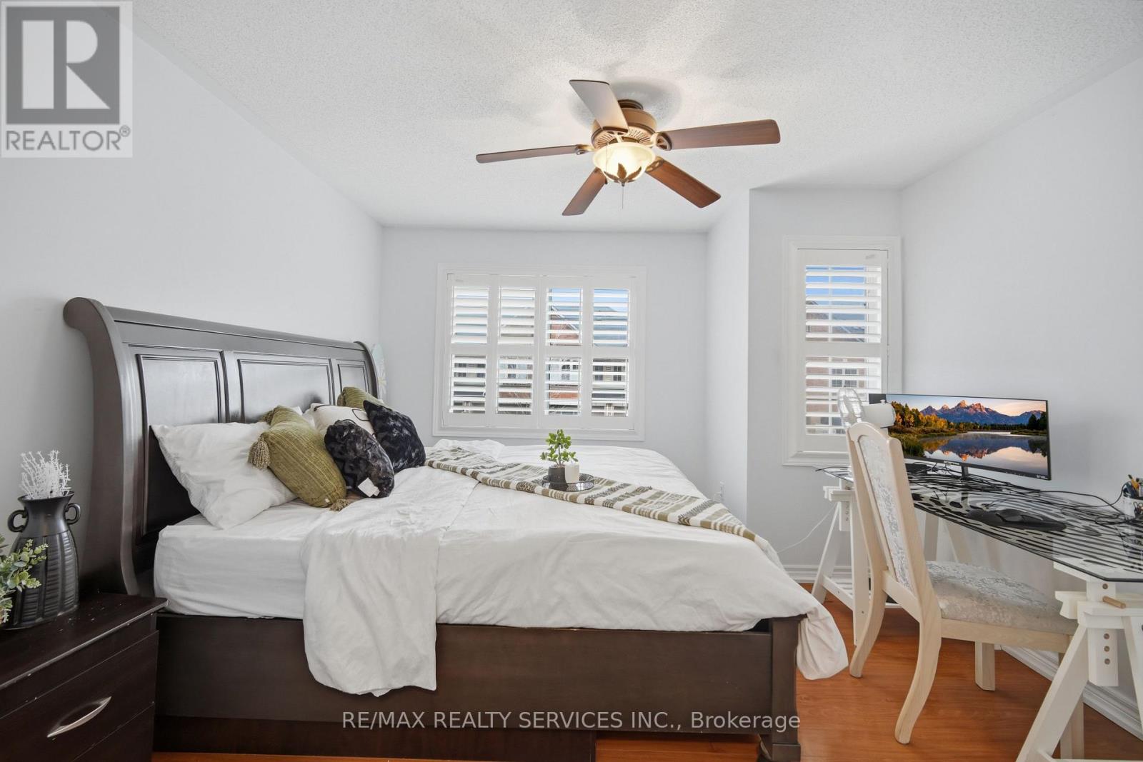 30 Peach Drive W, Brampton, Ontario  L6R 0W5 - Photo 31 - W12984232