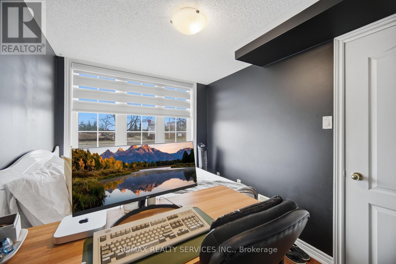 30 Peach Drive W, Brampton, Ontario  L6R 0W5 - Photo 35 - W12984232