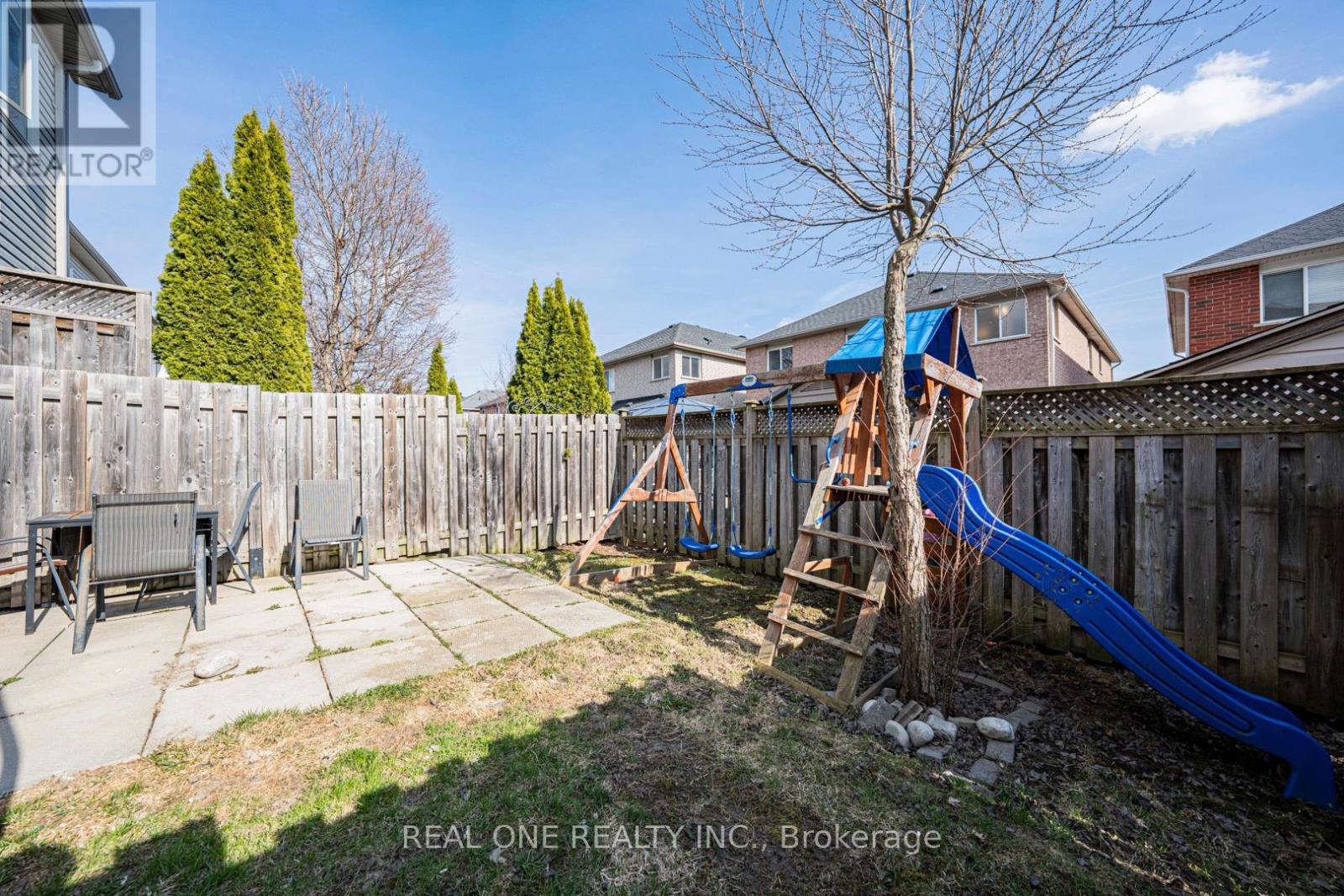 37 Bilbrough Street, Aurora, Ontario  L4G 7W3 - Photo 36 - N12980528