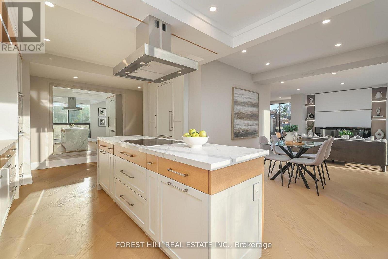 301 - 342 Spadina Road, Toronto, Ontario M5P 2V4 - Photo 13 - C12984956