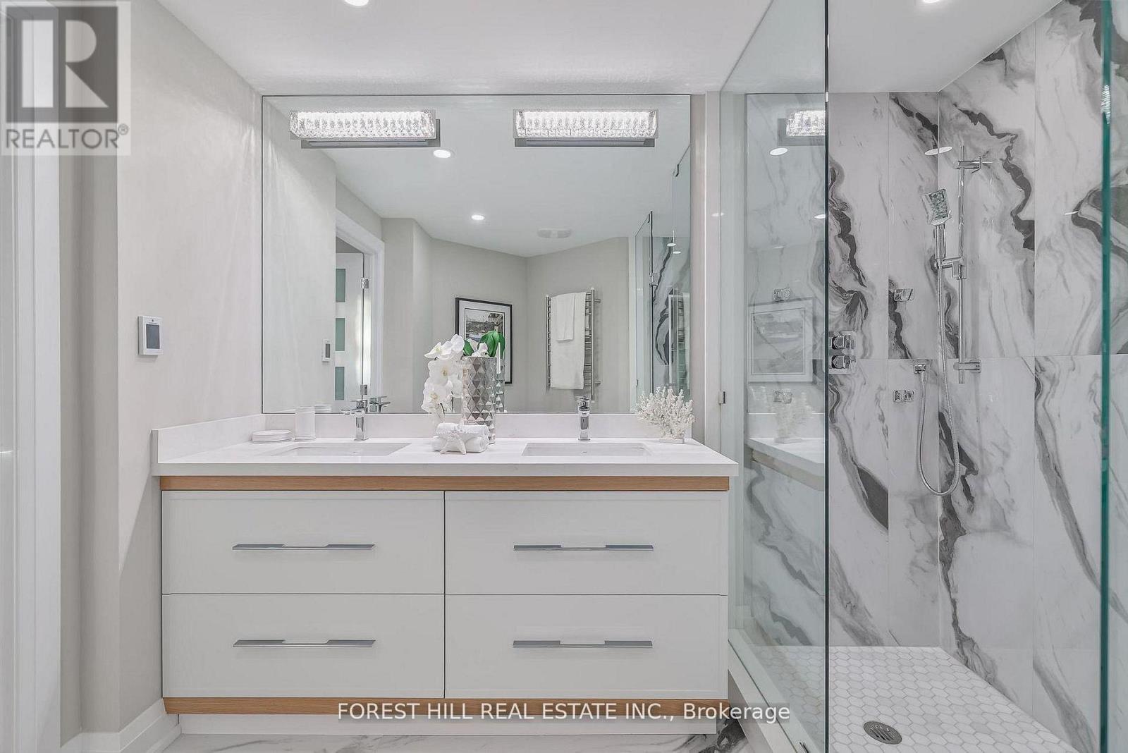 301 - 342 Spadina Road, Toronto, Ontario M5P 2V4 - Photo 26 - C12984956