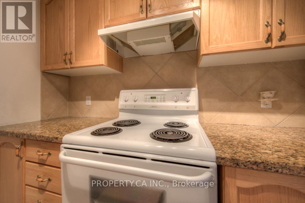 301 - 778 Sheppard Avenue W, Toronto, Ontario M3H 6B7 - Photo 11 - C12984992