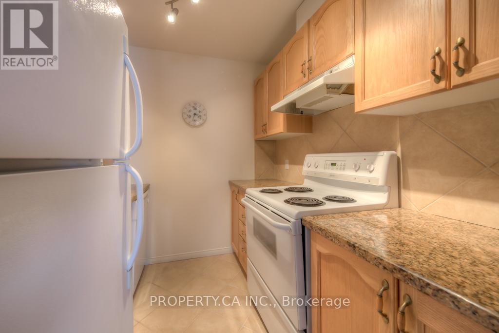 301 - 778 Sheppard Avenue W, Toronto, Ontario M3H 6B7 - Photo 9 - C12984992