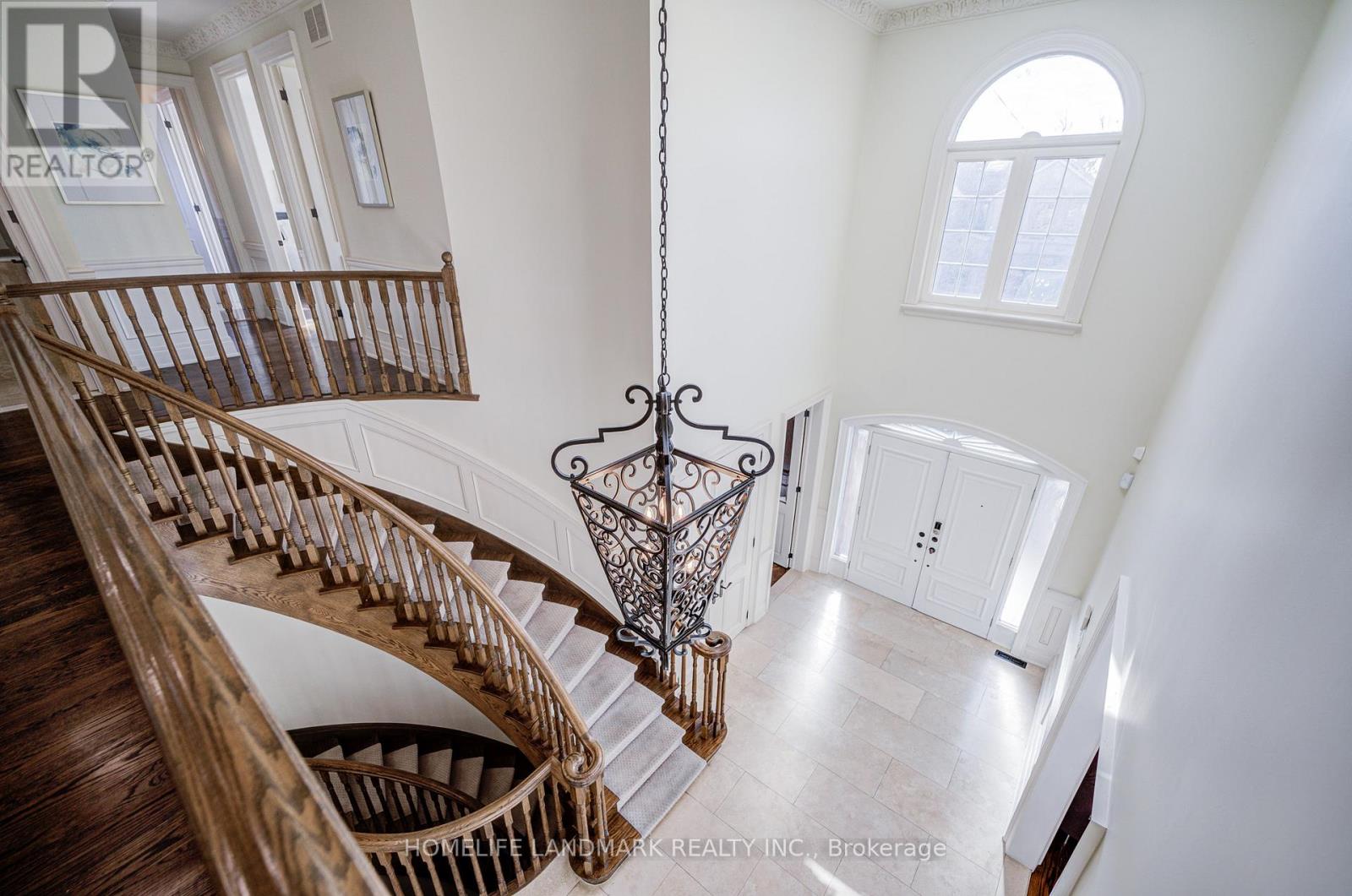 21 Kirkdale Crescent, Toronto, Ontario  M3B 2J7 - Photo 23 - C12985148