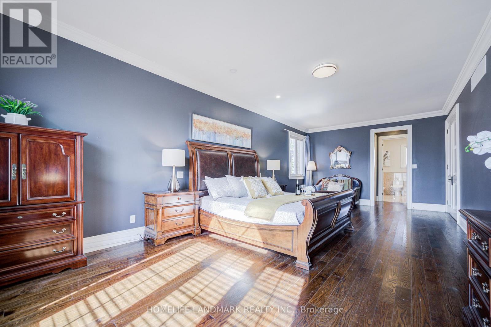 21 Kirkdale Crescent, Toronto, Ontario  M3B 2J7 - Photo 24 - C12985148