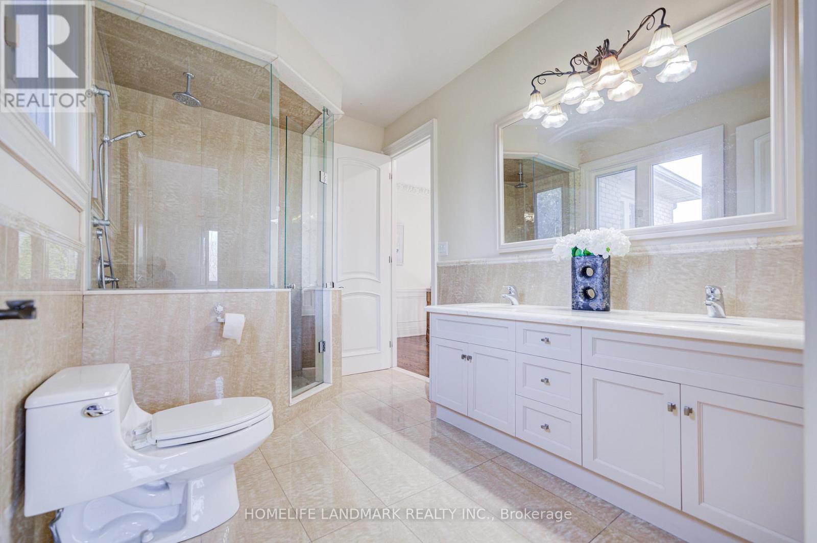 21 Kirkdale Crescent, Toronto, Ontario  M3B 2J7 - Photo 31 - C12985148