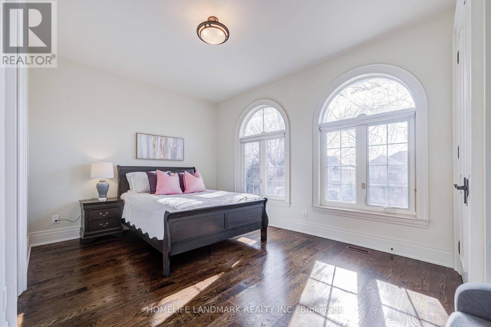 21 Kirkdale Crescent, Toronto, Ontario  M3B 2J7 - Photo 33 - C12985148