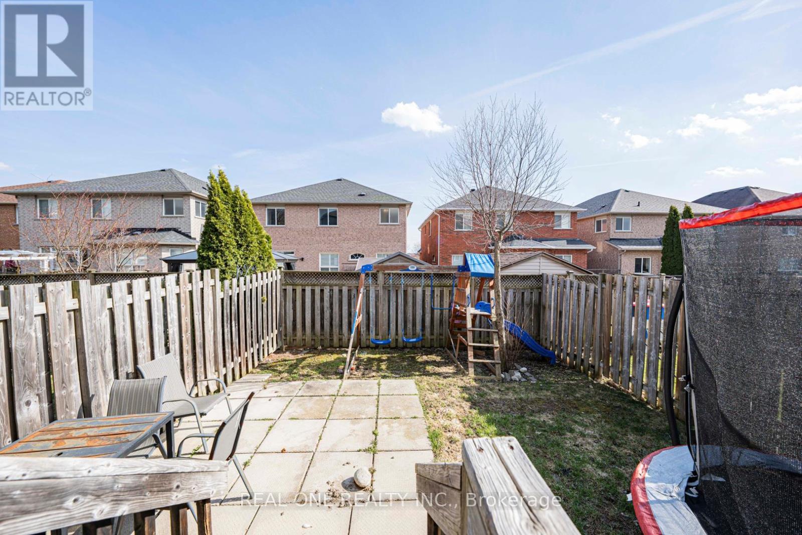 37 Bilbrough Street, Aurora, Ontario  L4G 7W3 - Photo 34 - N12980528