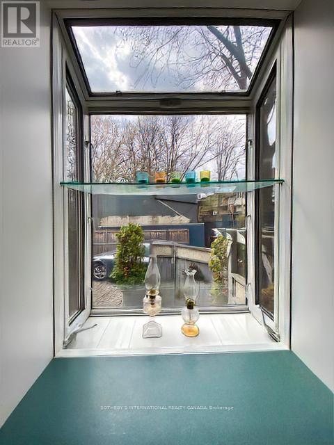 Main + Lower - 21 Melgund Road, Toronto (Casa Loma), Ontario  M5R 1Z9 - Photo 11 - C12985180