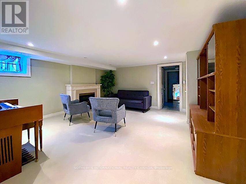 Main + Lower - 21 Melgund Road, Toronto (Casa Loma), Ontario  M5R 1Z9 - Photo 18 - C12985180