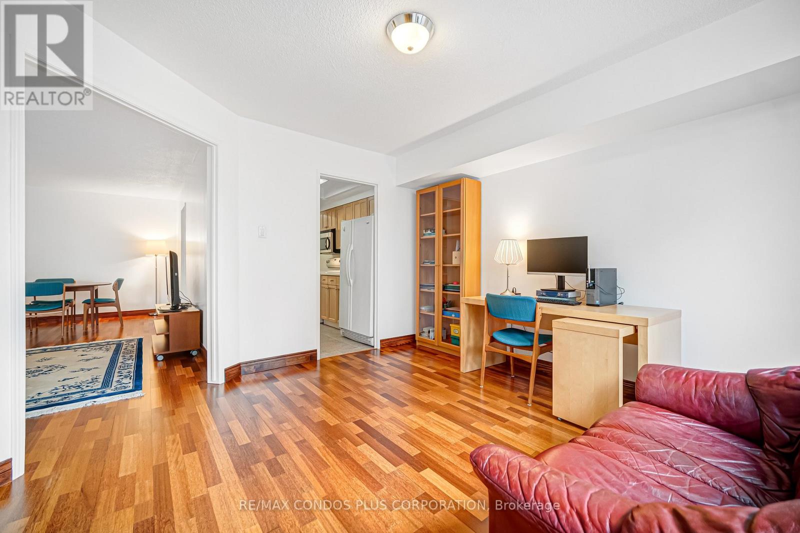 803 - 62 Wellesley Street W, Toronto, Ontario  M5S 2X3 - Photo 10 - C12985224