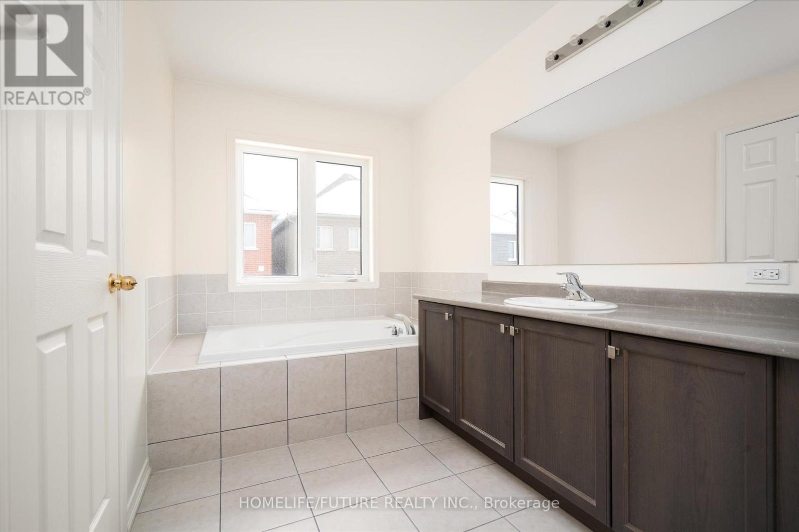 39 Barnfield Crescent, Ajax, Ontario  L1Z 0T3 - Photo 18 - E12984958