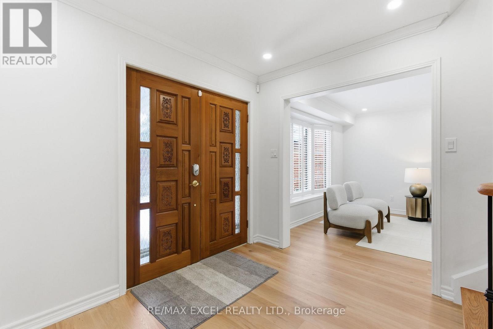 50 Stargell Drive, Whitby, Ontario  L1N 7X6 - Photo 2 - E12985070