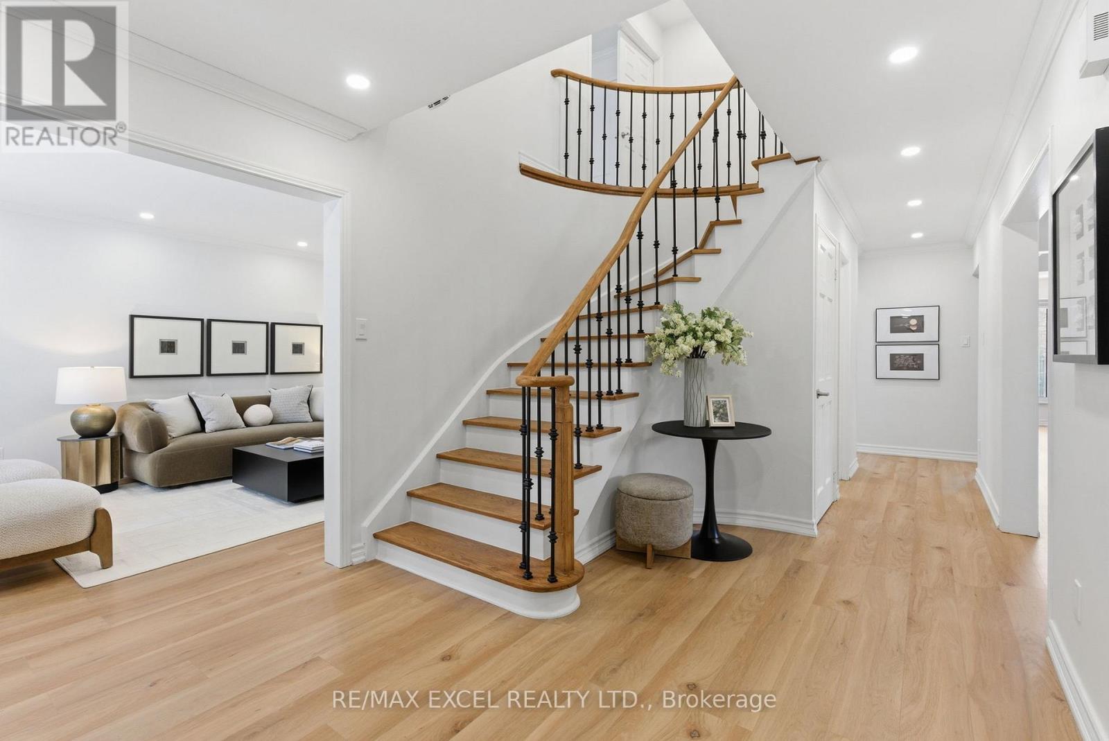 50 Stargell Drive, Whitby, Ontario  L1N 7X6 - Photo 3 - E12985070