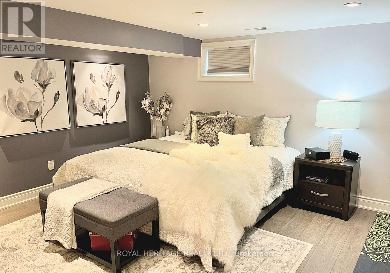 1398 Fordon Avenue, Pickering, Ontario  L1W 1J9 - Photo 12 - E12985112