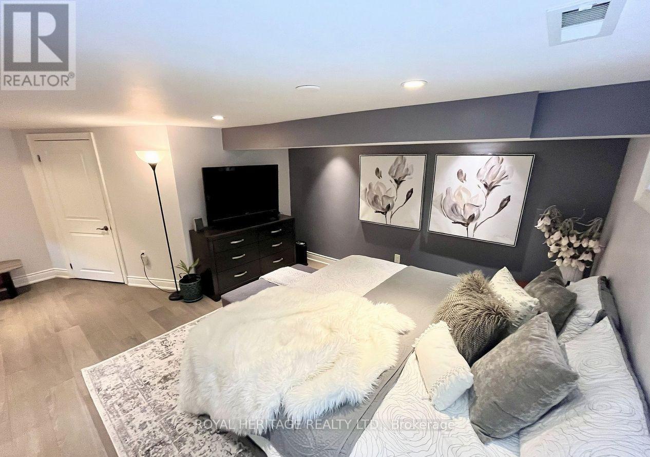 1398 Fordon Avenue, Pickering, Ontario  L1W 1J9 - Photo 13 - E12985112