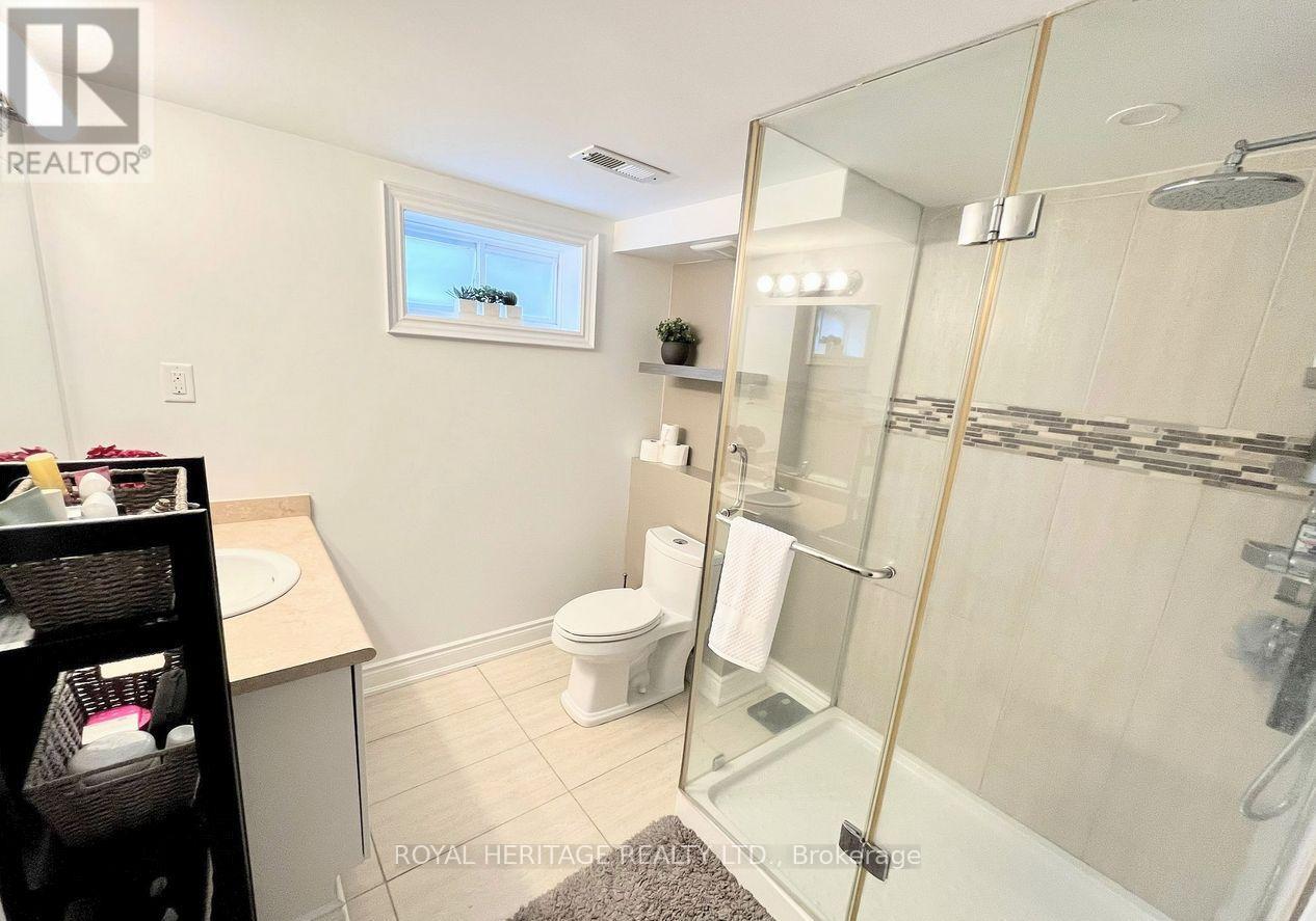 1398 Fordon Avenue, Pickering, Ontario  L1W 1J9 - Photo 18 - E12985112