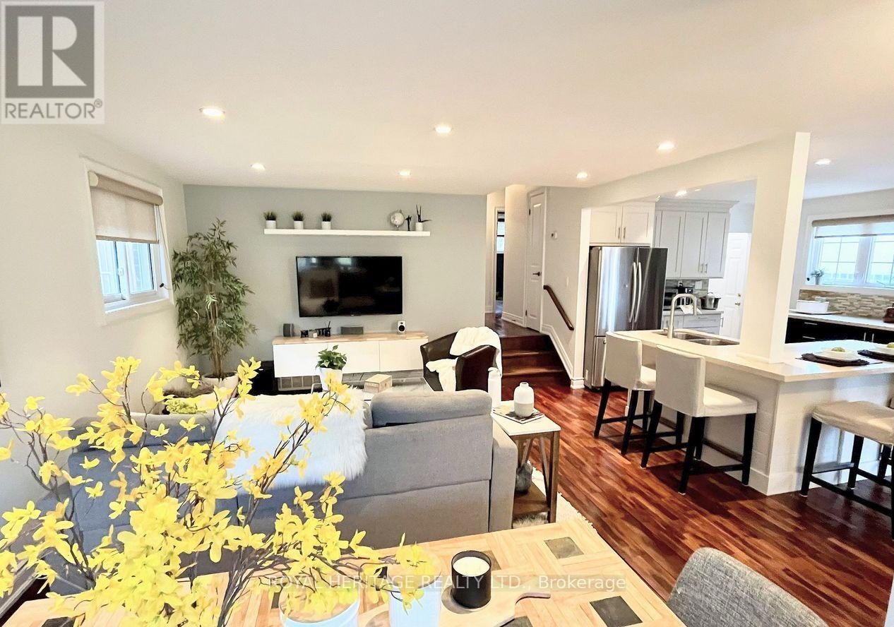 1398 Fordon Avenue, Pickering, Ontario  L1W 1J9 - Photo 7 - E12985112