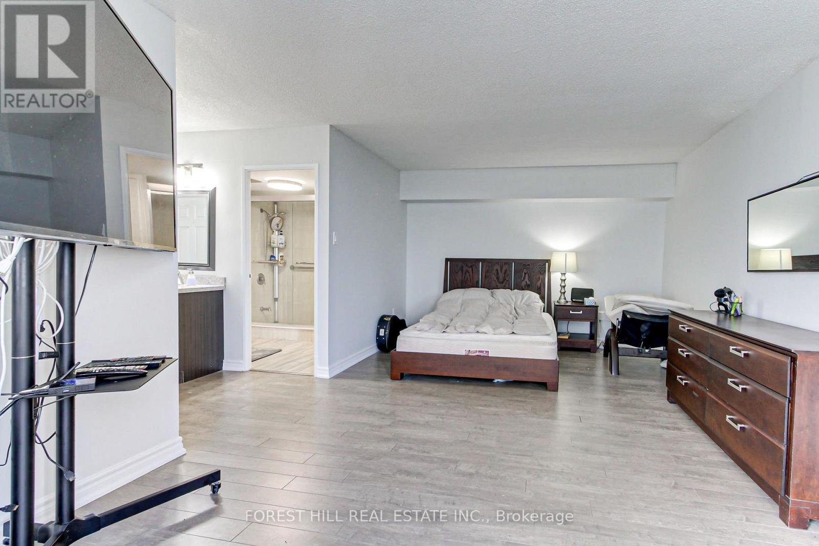 1909 - 2330 Bridletowne Circle, Toronto, Ontario  M1W 3P6 - Photo 17 - E12985212