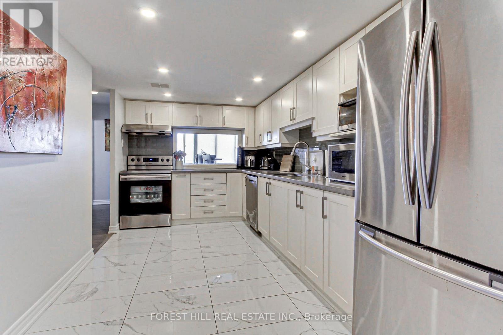 1909 - 2330 Bridletowne Circle, Toronto, Ontario  M1W 3P6 - Photo 9 - E12985212