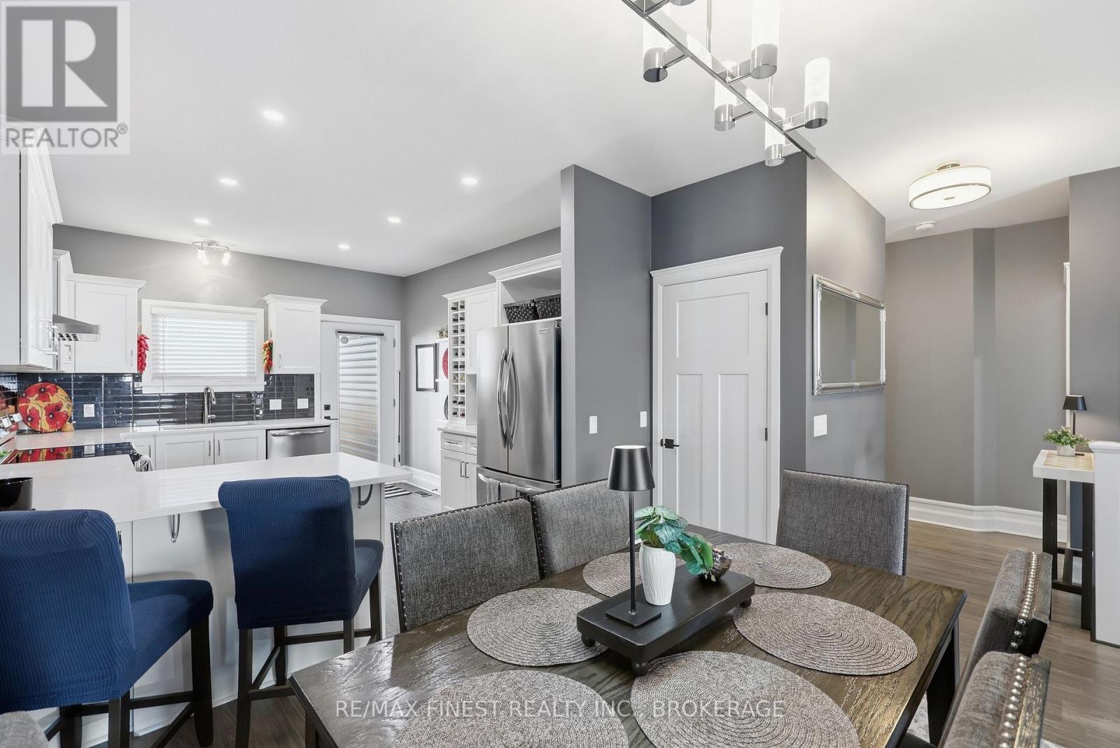 133 Brennan Crescent, Loyalist, Ontario  K0H 2H0 - Photo 13 - X12985160