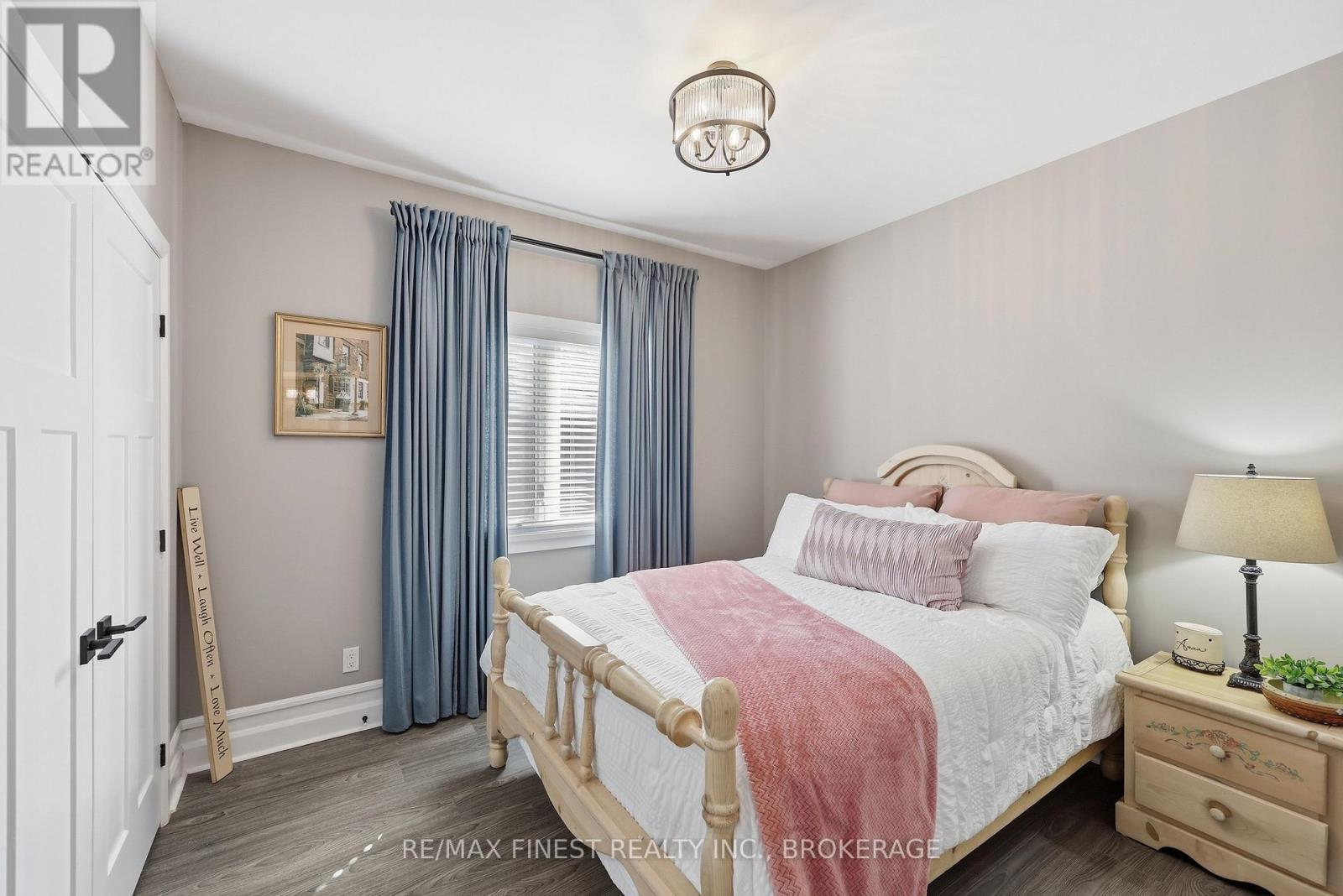 133 Brennan Crescent, Loyalist, Ontario  K0H 2H0 - Photo 23 - X12985160