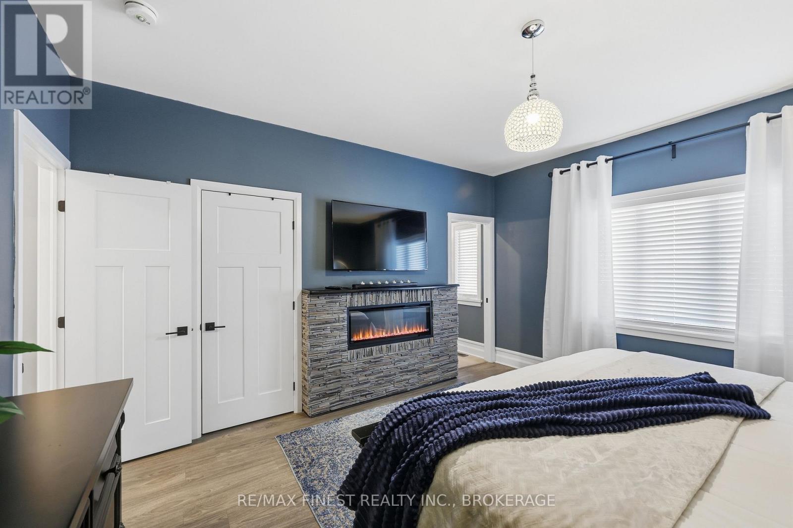 133 Brennan Crescent, Loyalist, Ontario  K0H 2H0 - Photo 29 - X12985160