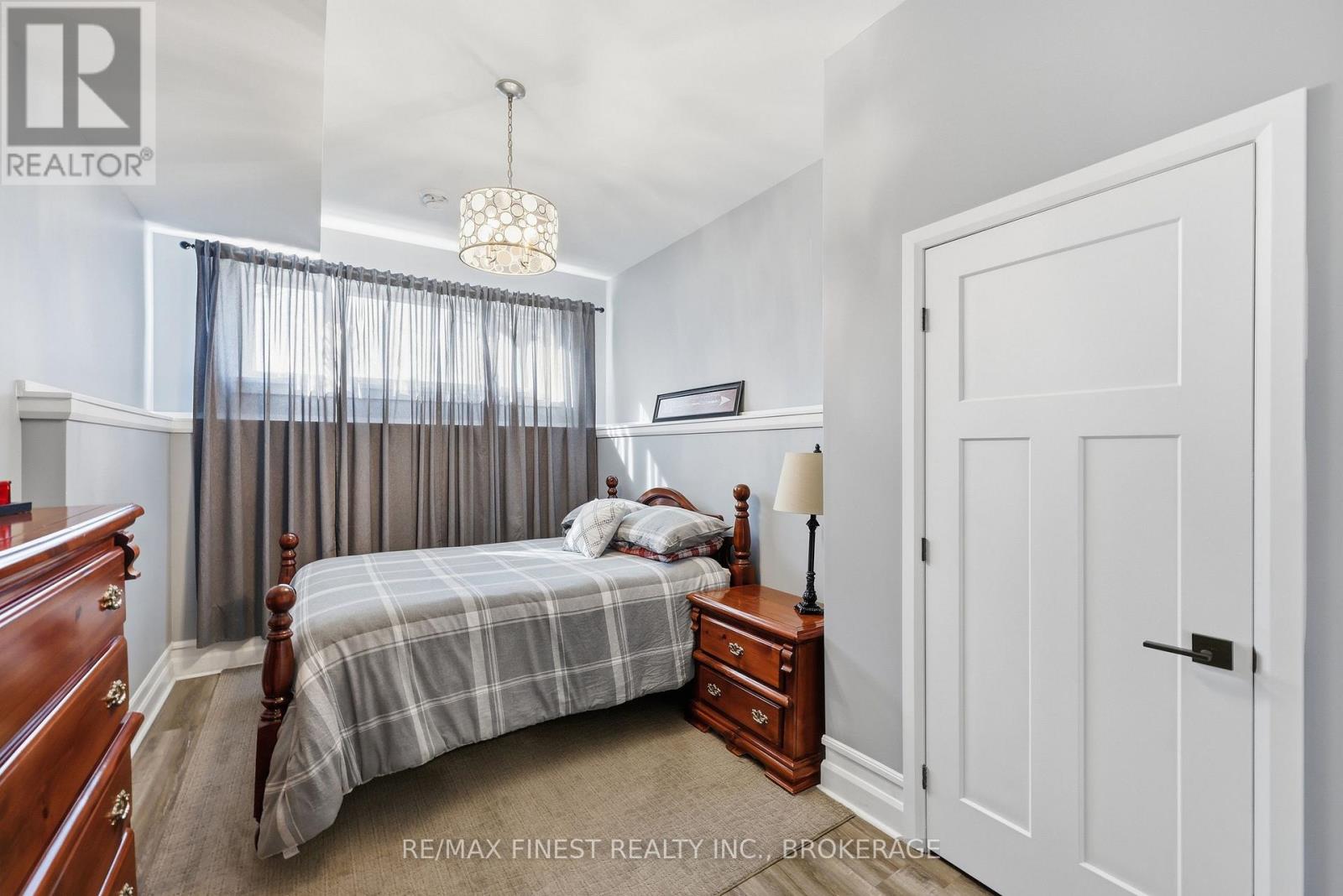 133 Brennan Crescent, Loyalist, Ontario  K0H 2H0 - Photo 38 - X12985160