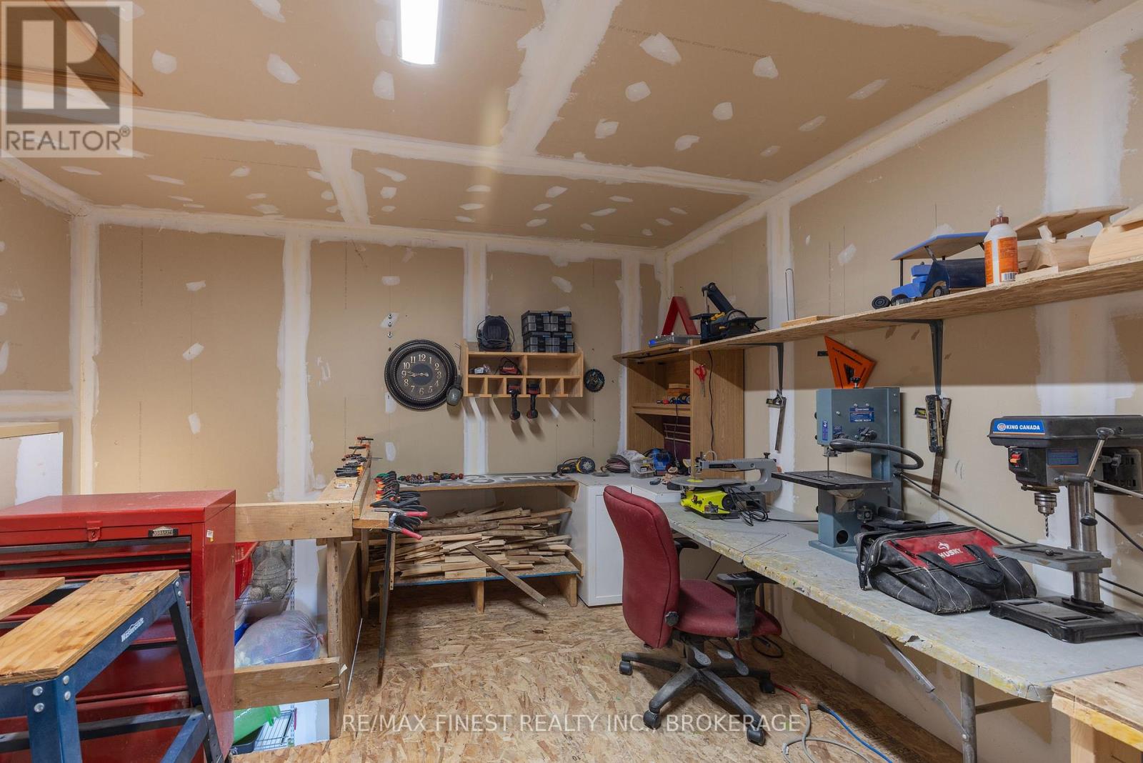 133 Brennan Crescent, Loyalist, Ontario  K0H 2H0 - Photo 39 - X12985160