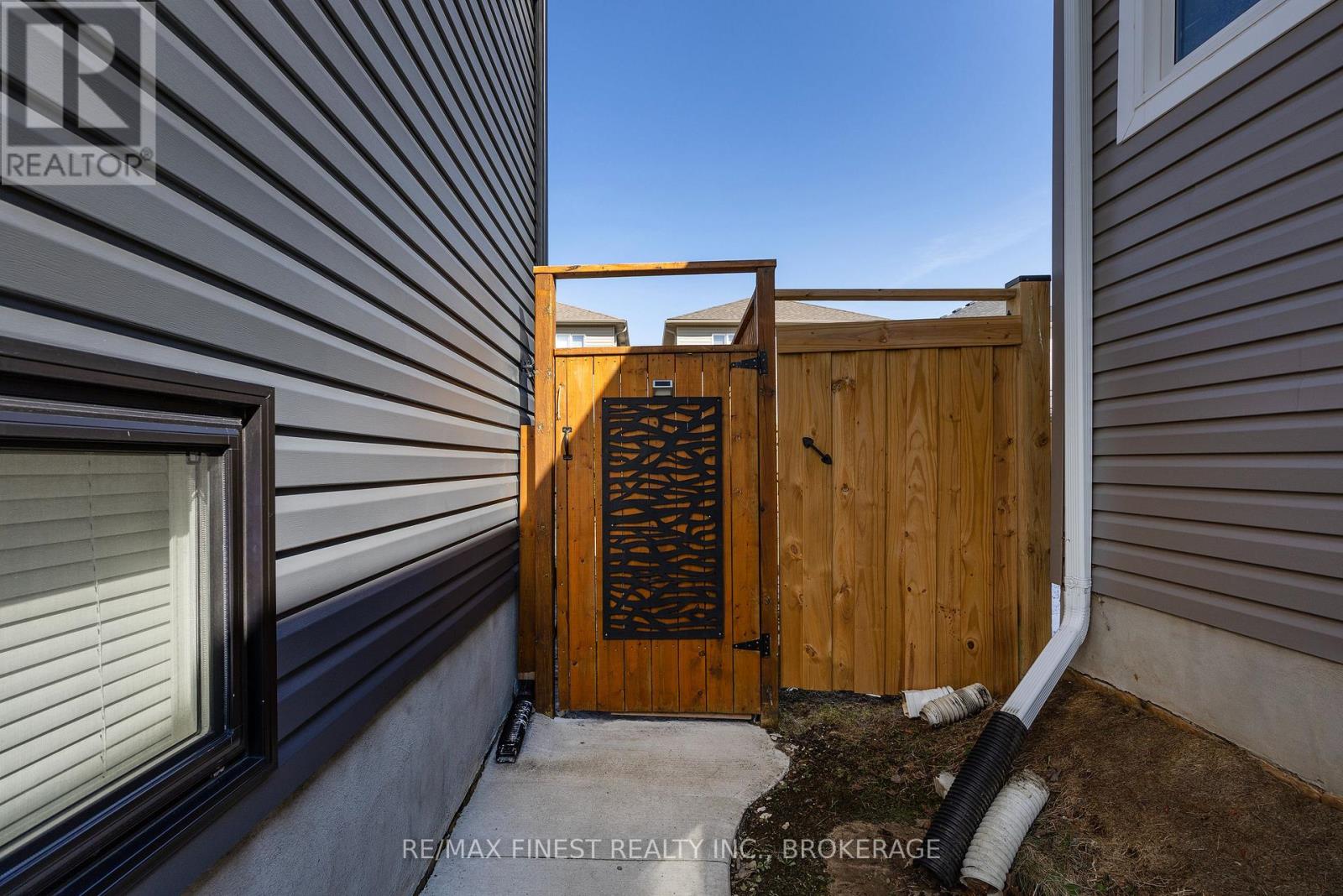 133 Brennan Crescent, Loyalist, Ontario  K0H 2H0 - Photo 50 - X12985160