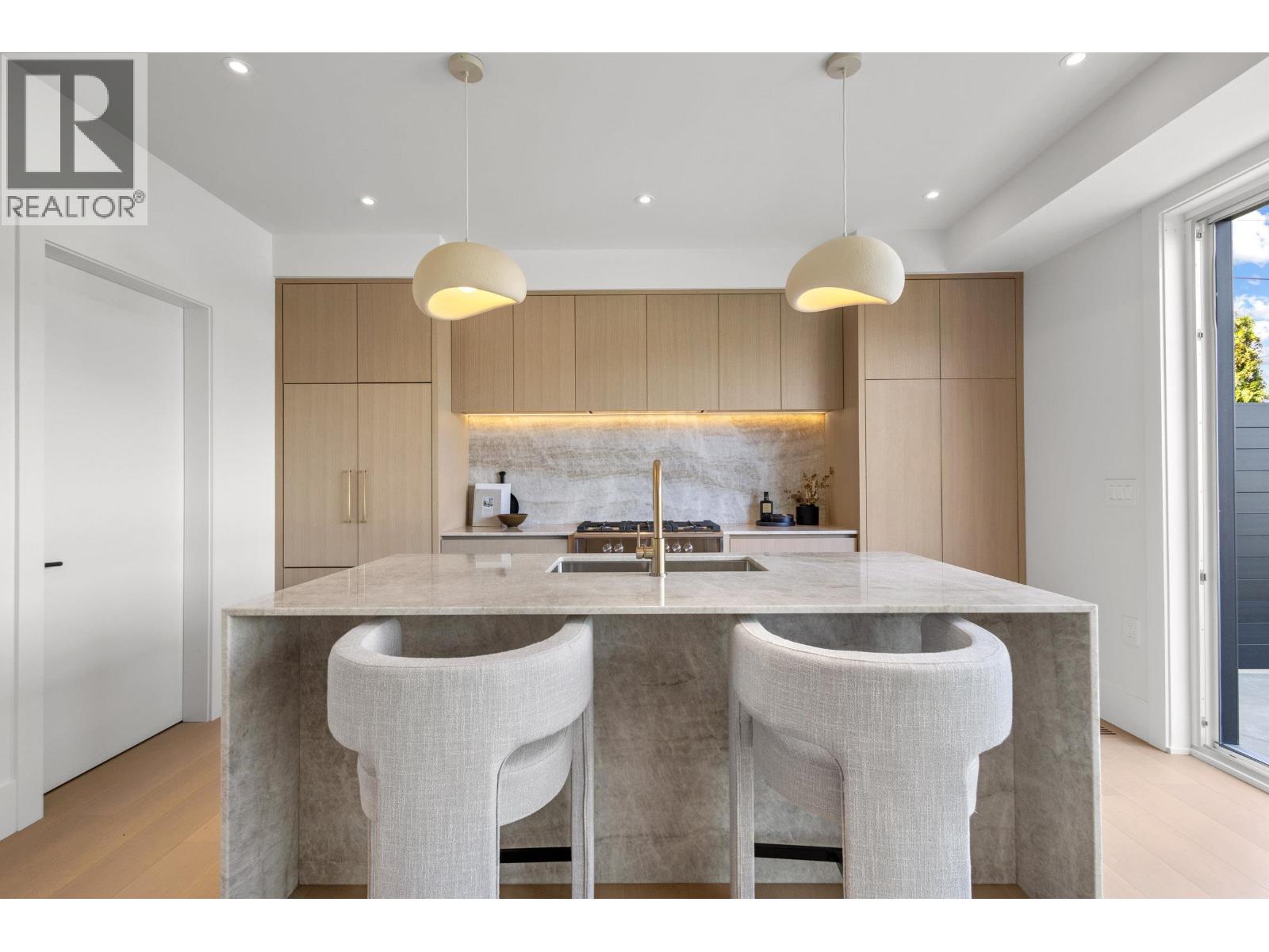 2 2425 Kitchener Street, Vancouver, British Columbia  V5K 3C4 - Photo 16 - R3108619