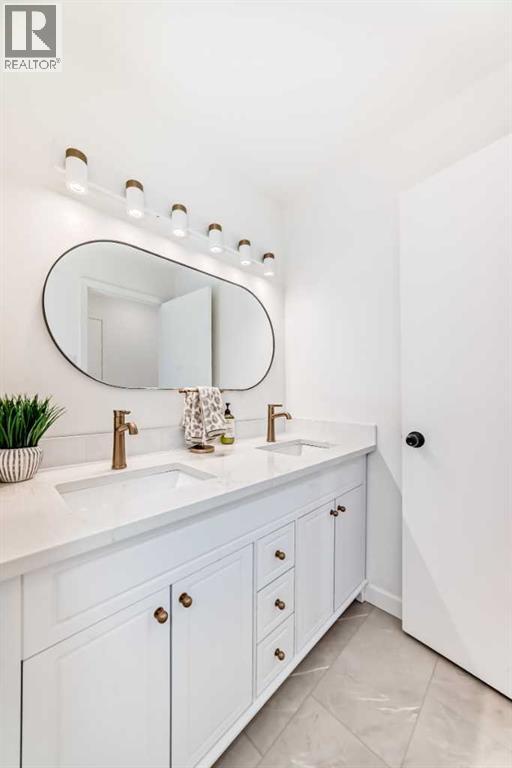 5 Osborne Street, Red Deer, Alberta  T4N 5C1 - Photo 24 - A2298467