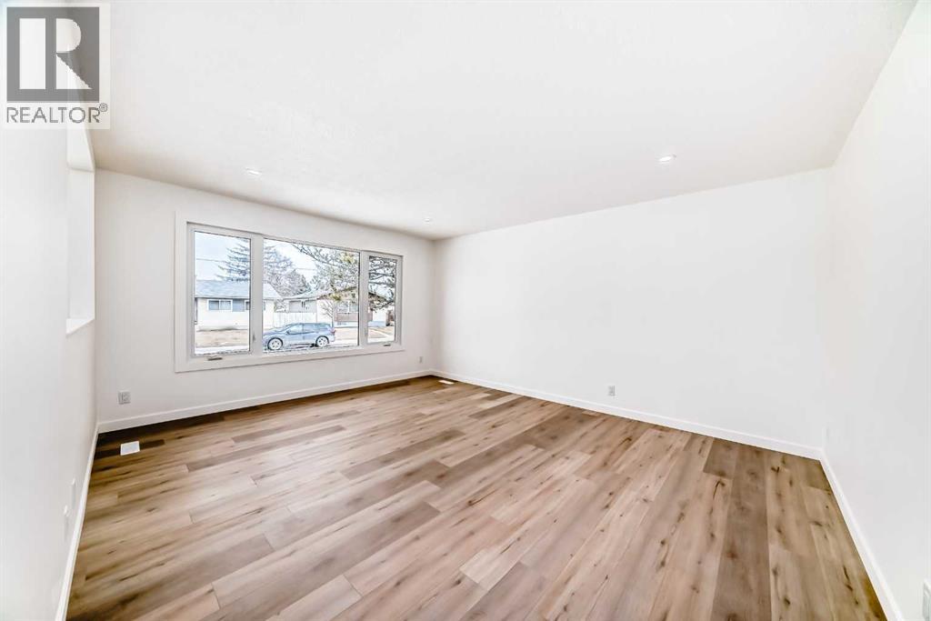 5 Osborne Street, Red Deer, Alberta  T4N 5C1 - Photo 15 - A2298467