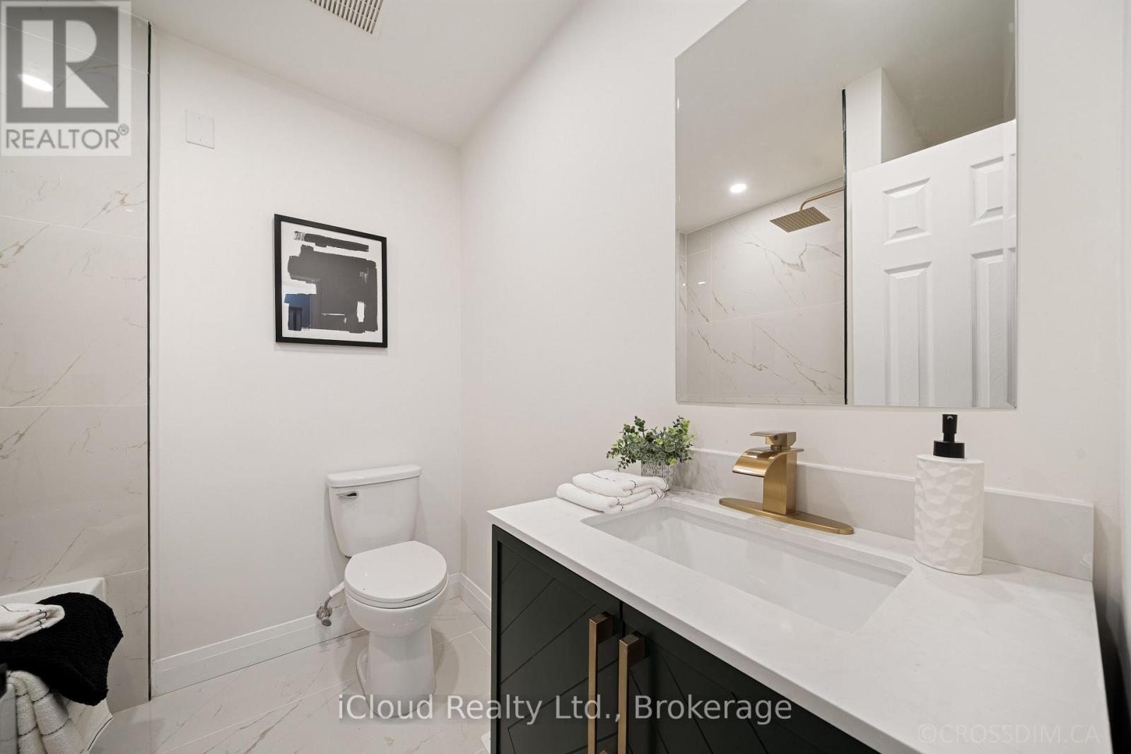 107 Bayview Parkway, Newmarket, Ontario  L3Y 3W2 - Photo 17 - N12985090