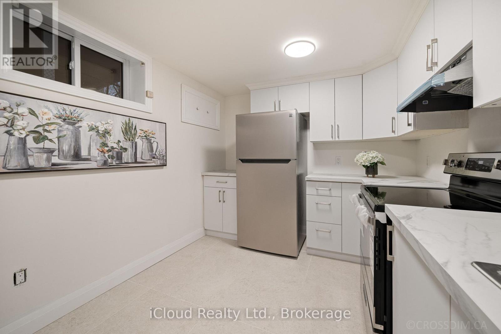 107 Bayview Parkway, Newmarket, Ontario  L3Y 3W2 - Photo 32 - N12985090