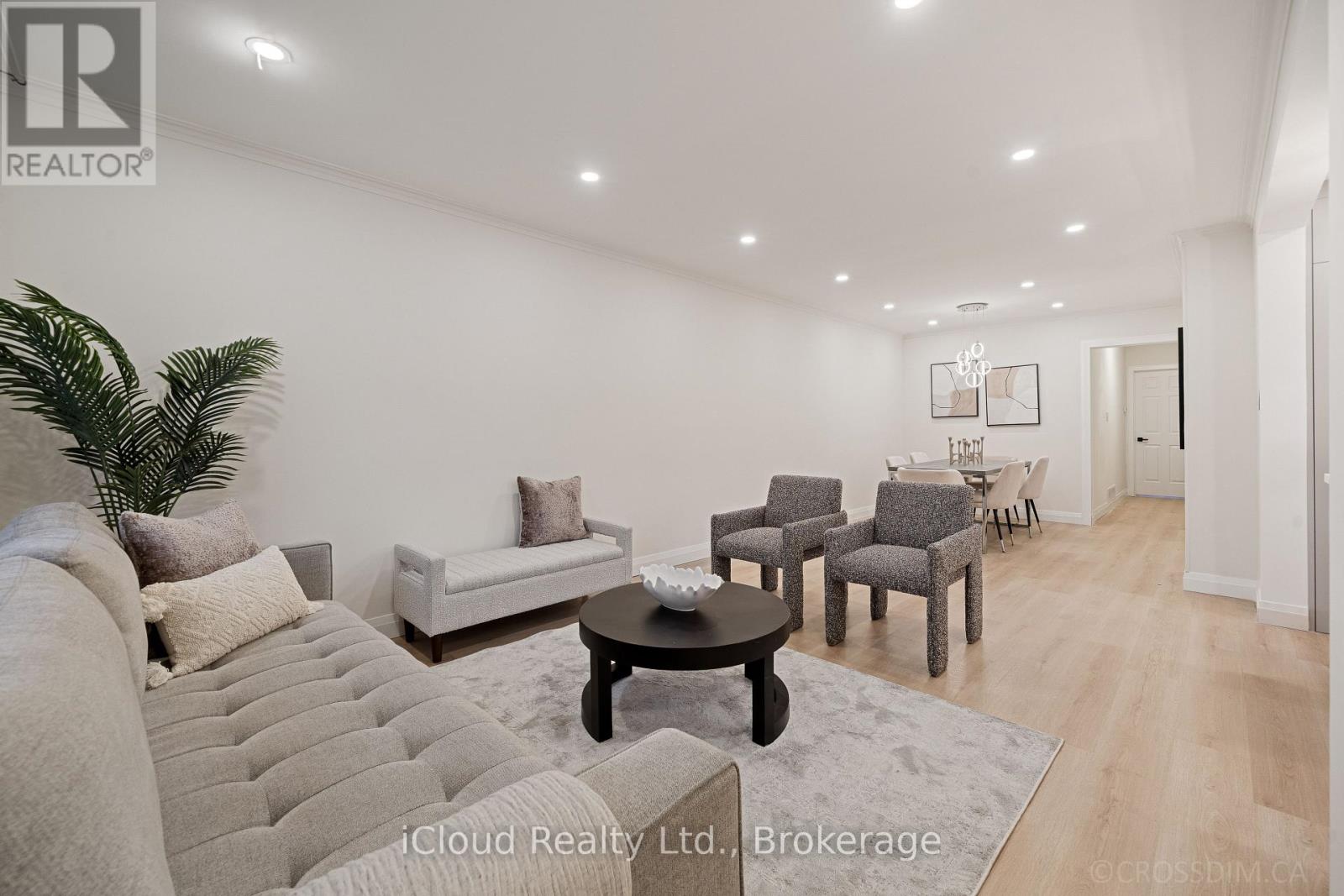 107 Bayview Parkway, Newmarket, Ontario  L3Y 3W2 - Photo 7 - N12985090