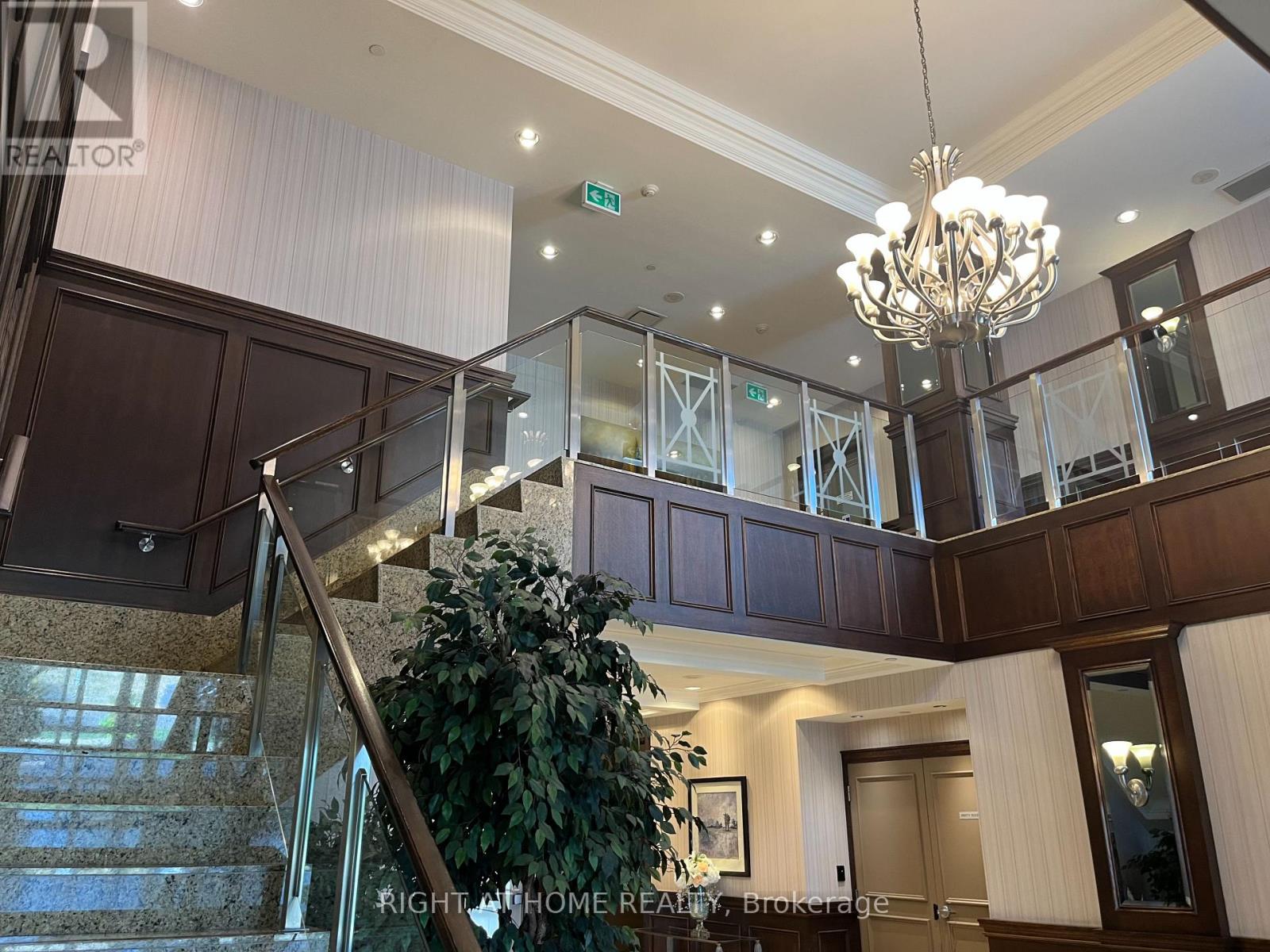 1501 - 15 North Park Road, Vaughan, Ontario  L4J 0A1 - Photo 3 - N12985230