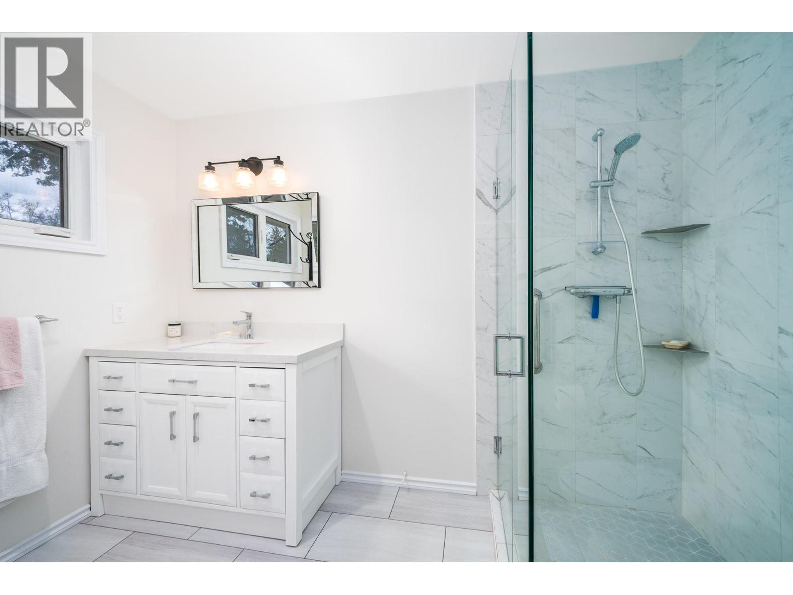 561 Brome Crescent, Kelowna, British Columbia  V1W 2M5 - Photo 34 - 10382409