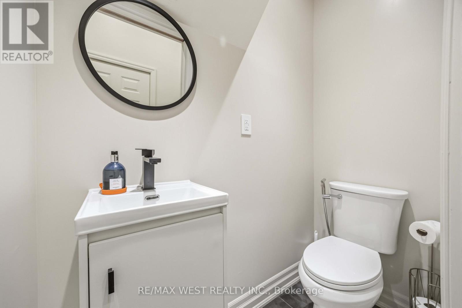 Th #10 - 100 Arbors Lane, Vaughan, Ontario  L4L 7G4 - Photo 15 - N12983188