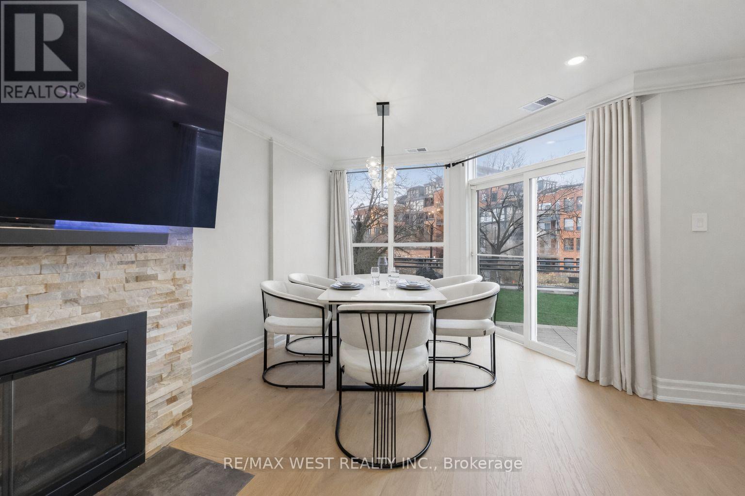 Th #10 - 100 Arbors Lane, Vaughan, Ontario  L4L 7G4 - Photo 8 - N12983188