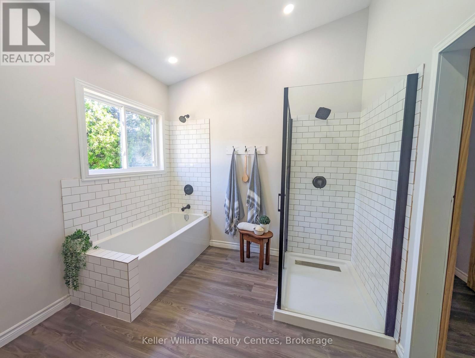 23 Stokes Bay Road, Northern Bruce Peninsula, Ontario  N0H 1W0 - Photo 28 - X12722462