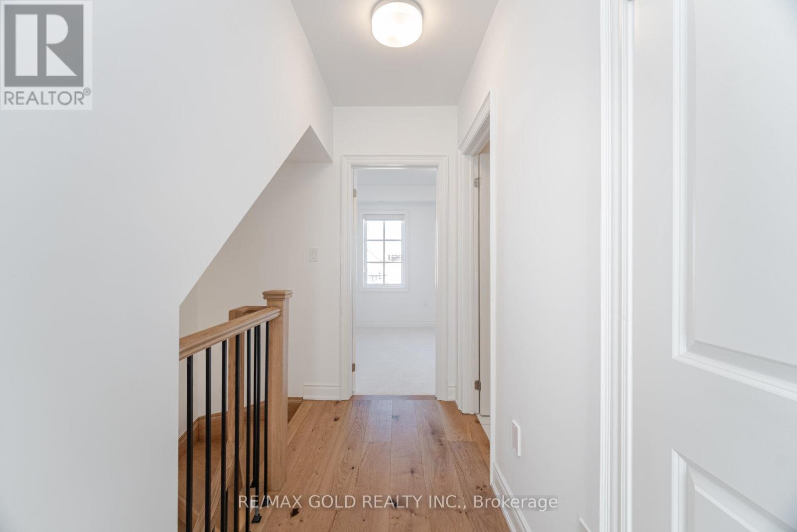 172 - 56 Lunar Crescent, Mississauga, Ontario  L5M 2R4 - Photo 8 - W12984310