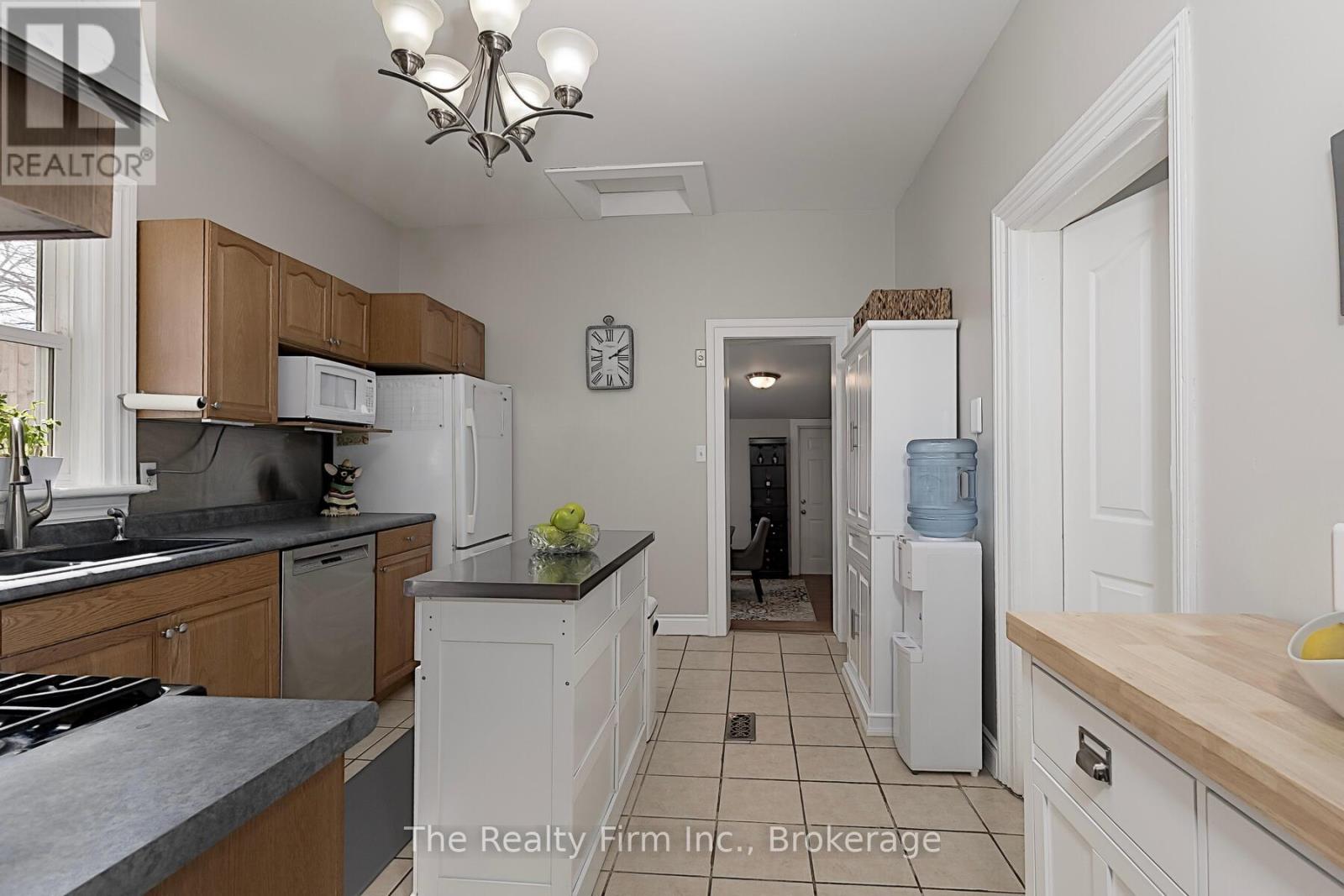 134 Well Street, Stratford, Ontario  N5A 4M1 - Photo 13 - X12980804